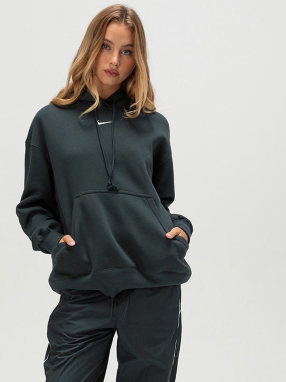 Nike Women's Dark Green Swoosh Pullover Hoodie